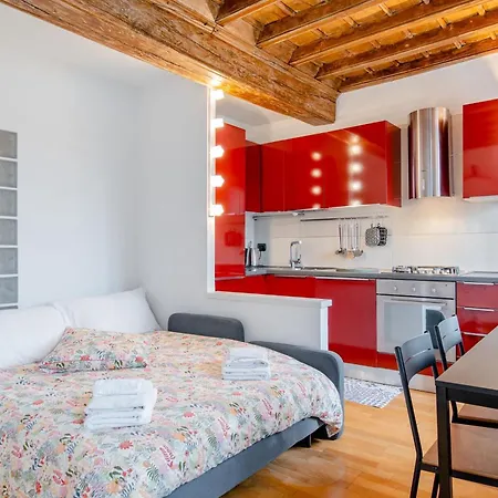 Appartamento Garibaldi 9 By Toh Solution *