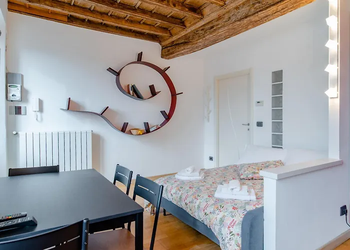 Garibaldi 9 By Toh Solution Apartment