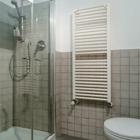 Garibaldi 9 By Toh Solution Apartman *